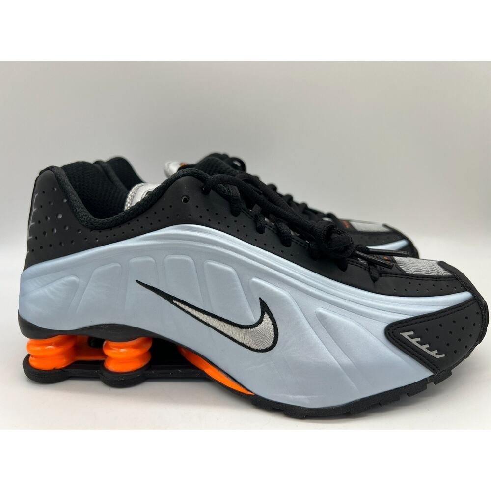 Nike Shox R4 Women’s Size 8.5 Blue Tint Total Orange AR3565-401 New,